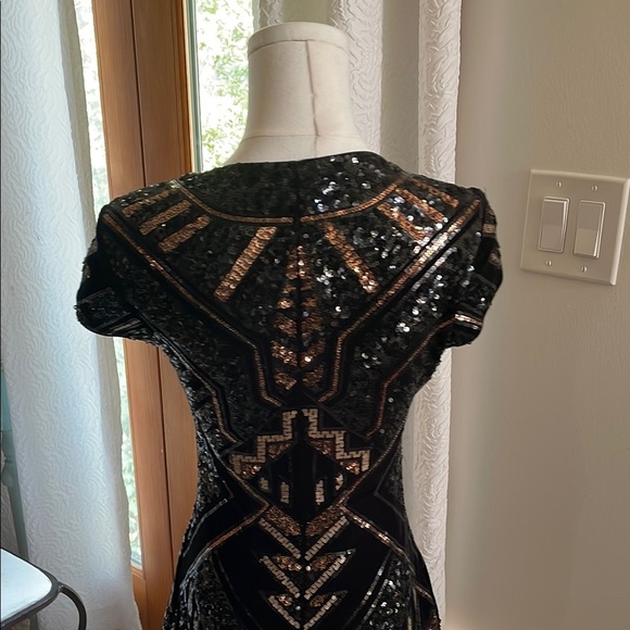Express Bodycon Black and Gold Sequin Dress Snatched Fitted XS VEGAS - Picture 6 of 8